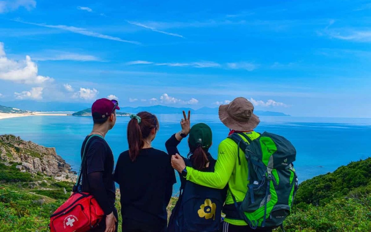 Chuẩn Bị Trekking Cực Đông Nên Mang Theo Gì