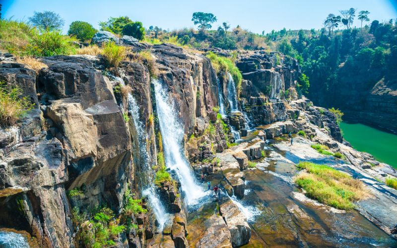 Thời Điểm Đẹp Nhất Thác 7 Tầng Đà Lạt Để Trekking Là Khi Nào? Phan Tich Cac Yeu To Anh Huong