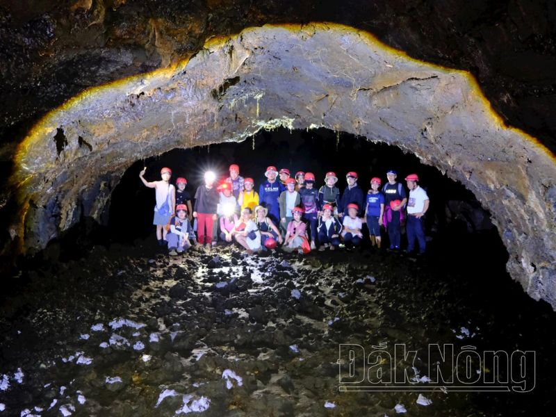Giải Đáp Thắc Mắc Chư Bluk Về Chi Phí, Thời Điểm can chuan bi nhung trang thiet bi gi khi trekking chu bluk