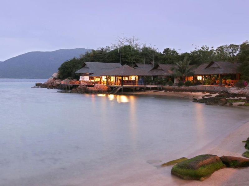 Ăn Gì Ở Cực Đông? Đặc Sản Vùng Biển Vạn Ninh dia diem thuong thuc am thuc