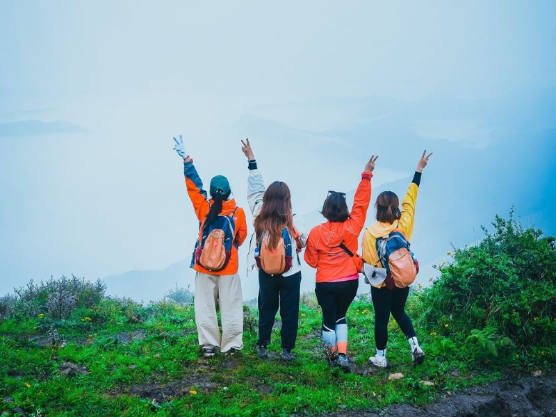 Kinh nghiệm trekking Tà Đùng cho người mới bắt đầu lua chon trang phuc