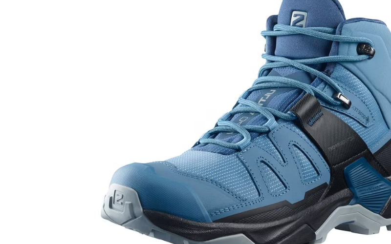 Đánh Giá Top Giày Trekking Nam Hot Nhất 2024-2025: Chọn Mặt Gửi Vàng Cho Mọi Cung Đường