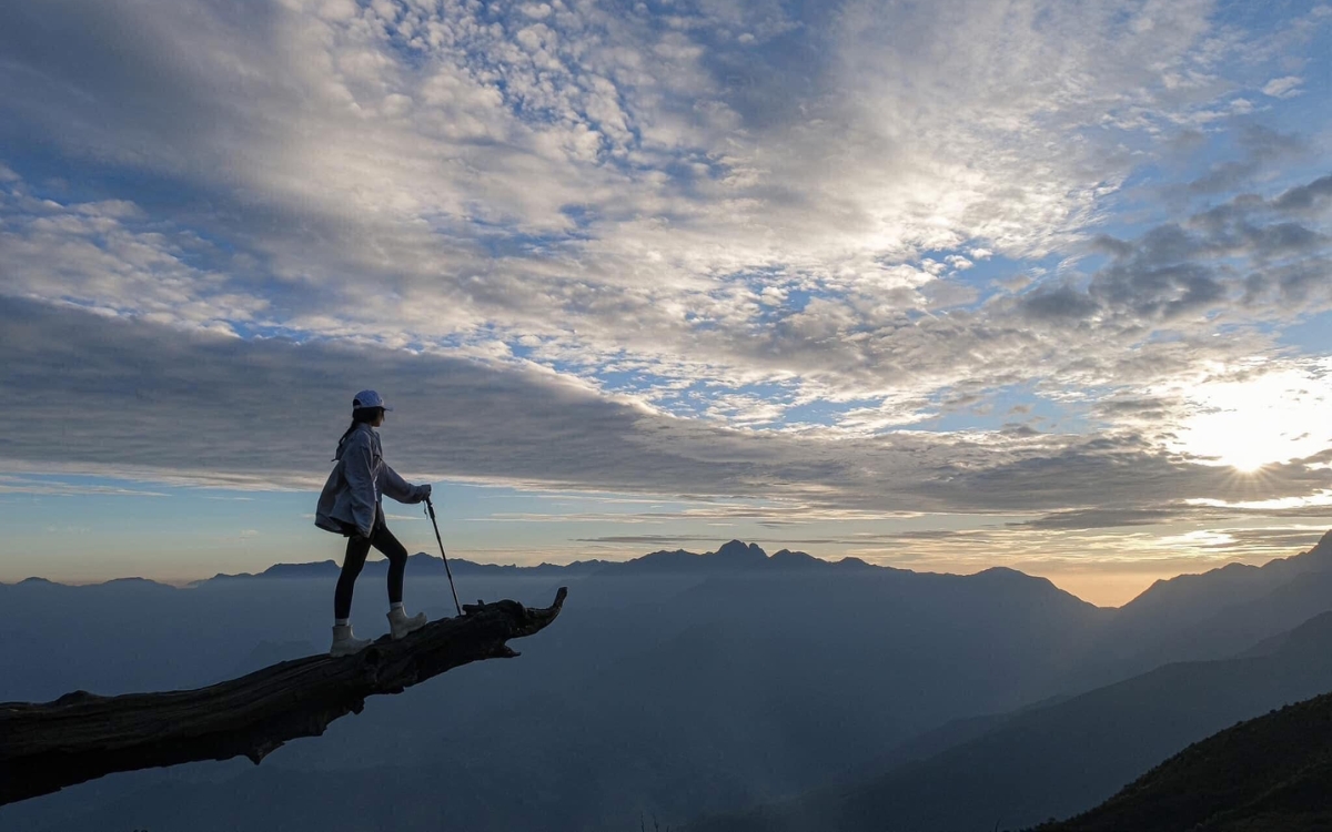 Cẩm Nang Trekking Cho Người Mới Bắt Đầu Từ A-Z