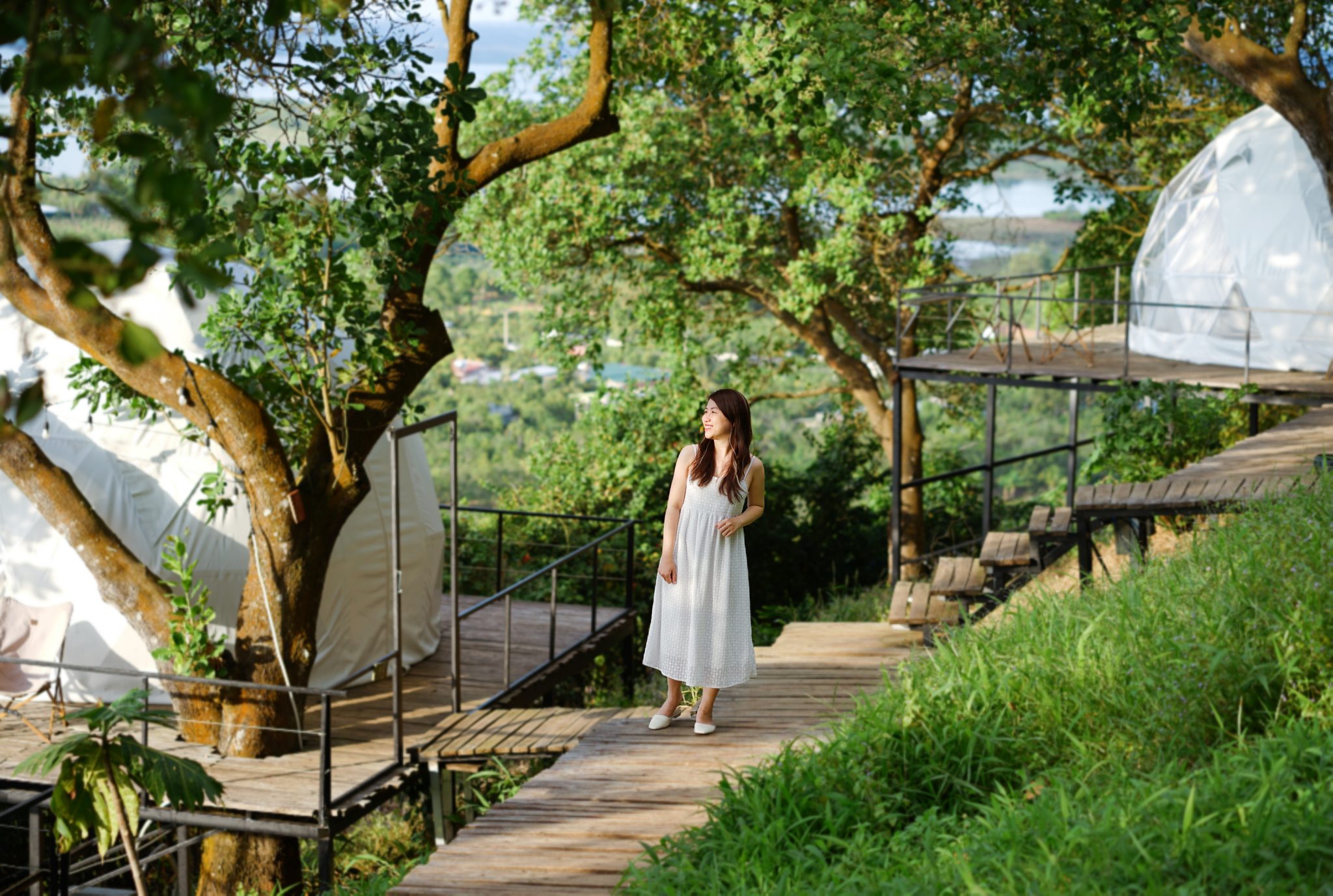 Cuối Tuần Đi Đâu Camping? 20+ Khu Cắm Trại Gần Sài Gòn khu cam trai Tropical Eglamping